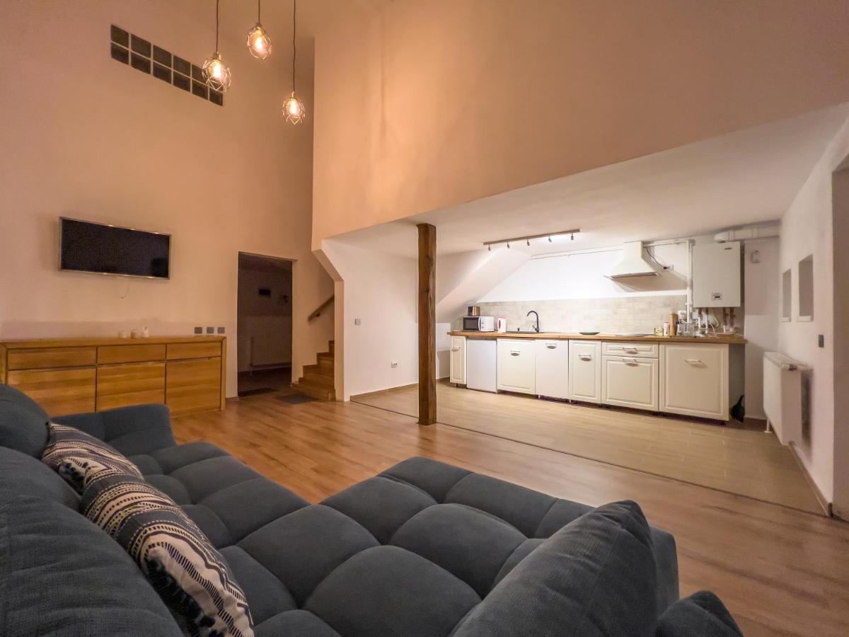 Family Apartment Σιγκισοάρα Εξωτερικό φωτογραφία